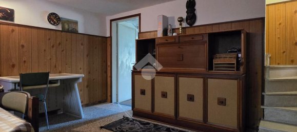 4 bedrooms House in Castel d'Azzano, Italy No. 59708 3