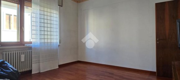 4 bedrooms House in Castel d'Azzano, Italy No. 59708 17