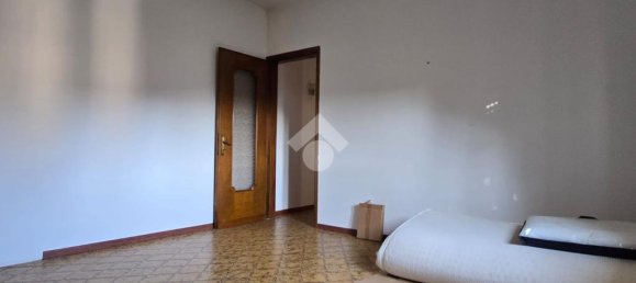 4 bedrooms House in Castel d'Azzano, Italy No. 59708 37