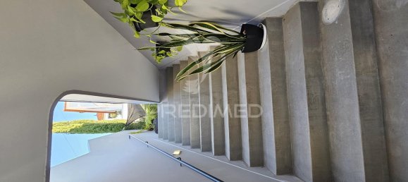 Casa de 3 dormitorios en Funchal, Portugal No. 114772 3