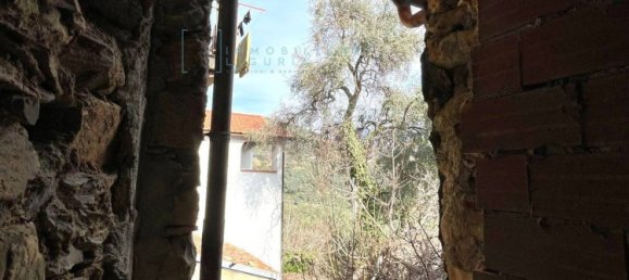 4 rooms House in Caravonica, Italy No. 157530 11