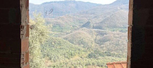 4 rooms House in Caravonica, Italy No. 157530 20