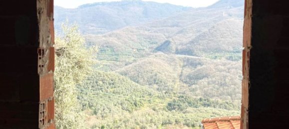 4 rooms House in Caravonica, Italy No. 157530 23