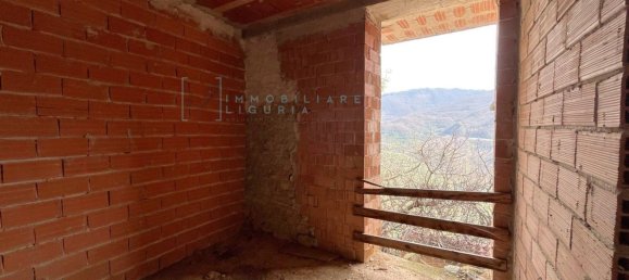 4 rooms House in Caravonica, Italy No. 157530 4