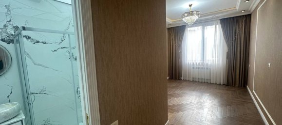 4 Schlafzimmer Wohnung in Chataj, Azerbaijan, Nr. 1337 5