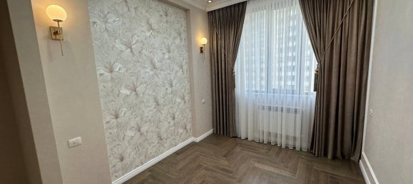 4 Schlafzimmer Wohnung in Chataj, Azerbaijan, Nr. 1337 26