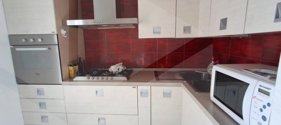 3 rooms Apartment in Bari, Italy No. 24926 13