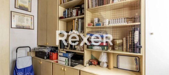 3 rooms Apartment in Cormano, Italy No. 300960 16