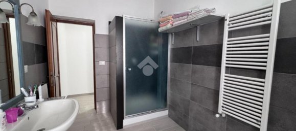 3 rooms Villa in Latina, Italy No. 83380 22