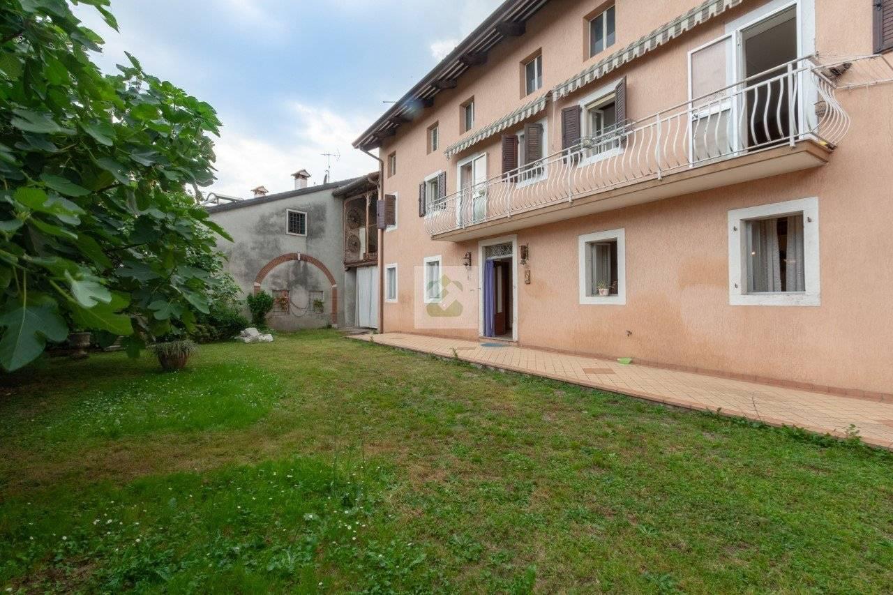 12 rooms Villa in Santorso, Italy No. 166778