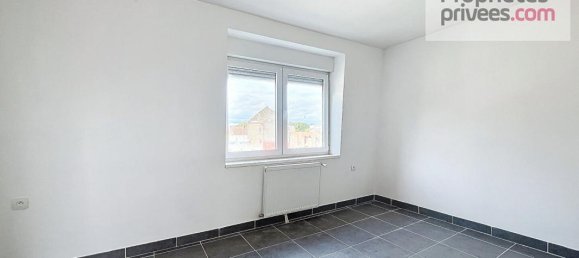 3 Schlafzimmer Gebäude in Armentieres, France, Nr. 45901 6