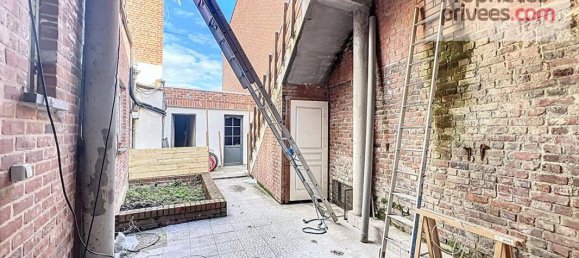 3 Schlafzimmer Gebäude in Armentieres, France, Nr. 45901 10