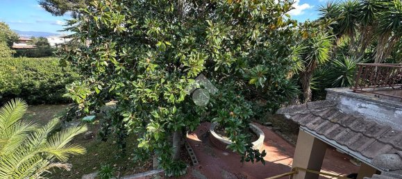 5 rooms Villa in Aprilia, Italy No. 6539 13