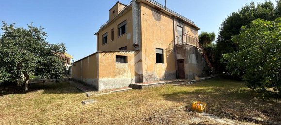 5 rooms Villa in Aprilia, Italy No. 6539 85