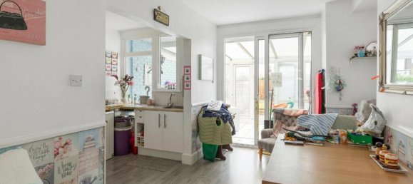 2 Schlafzimmer Haus in London, United Kingdom, Nr. 3580 7