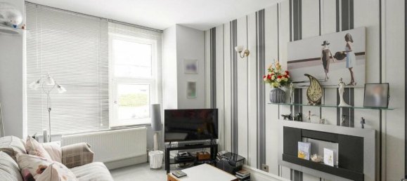 2 Schlafzimmer Haus in London, United Kingdom, Nr. 3580 8