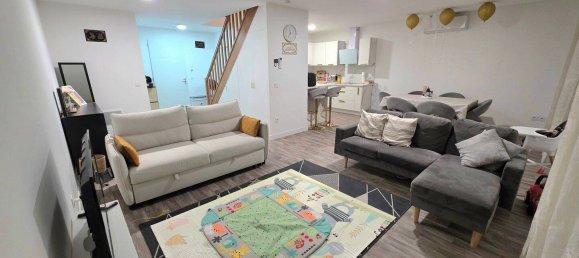 3 Schlafzimmer Haus in Breuillet, France, Nr. 355507 3