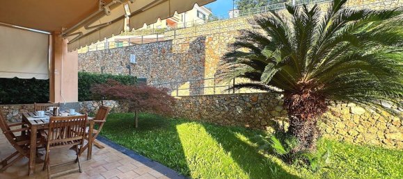 Studio in Pietra Ligure, Italy No. 156882 10