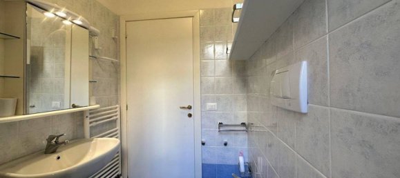 Studio in Pietra Ligure, Italy No. 156882 17