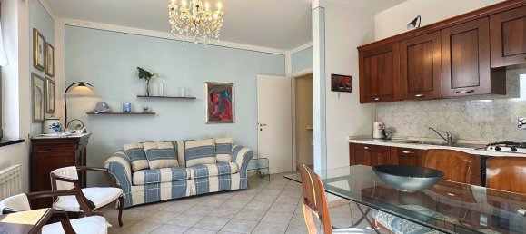 Studio in Pietra Ligure, Italy No. 156882 7