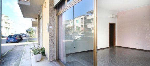 4 rooms Apartment in Martinsicuro, Italy No. 86791 5