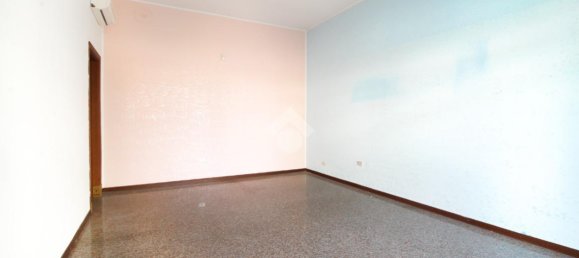 4 rooms Apartment in Martinsicuro, Italy No. 86791 6