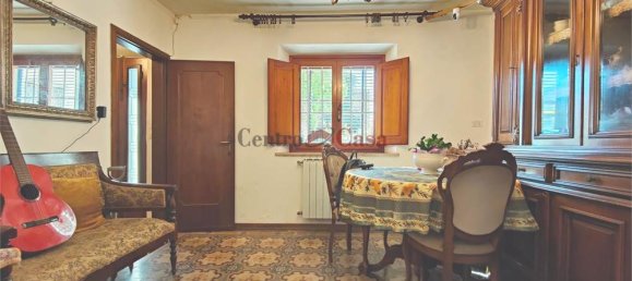 4 bedrooms House in Lucca, Italy No. 210949 9