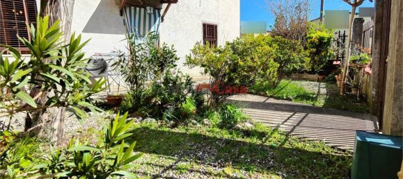 4 bedrooms House in Lucca, Italy No. 210949 3