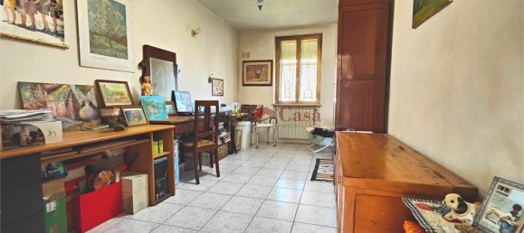 4 bedrooms House in Lucca, Italy No. 210949 16