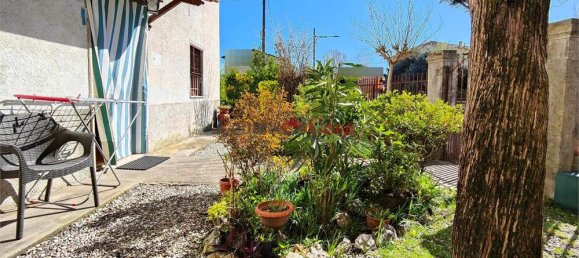 4 bedrooms House in Lucca, Italy No. 210949 2