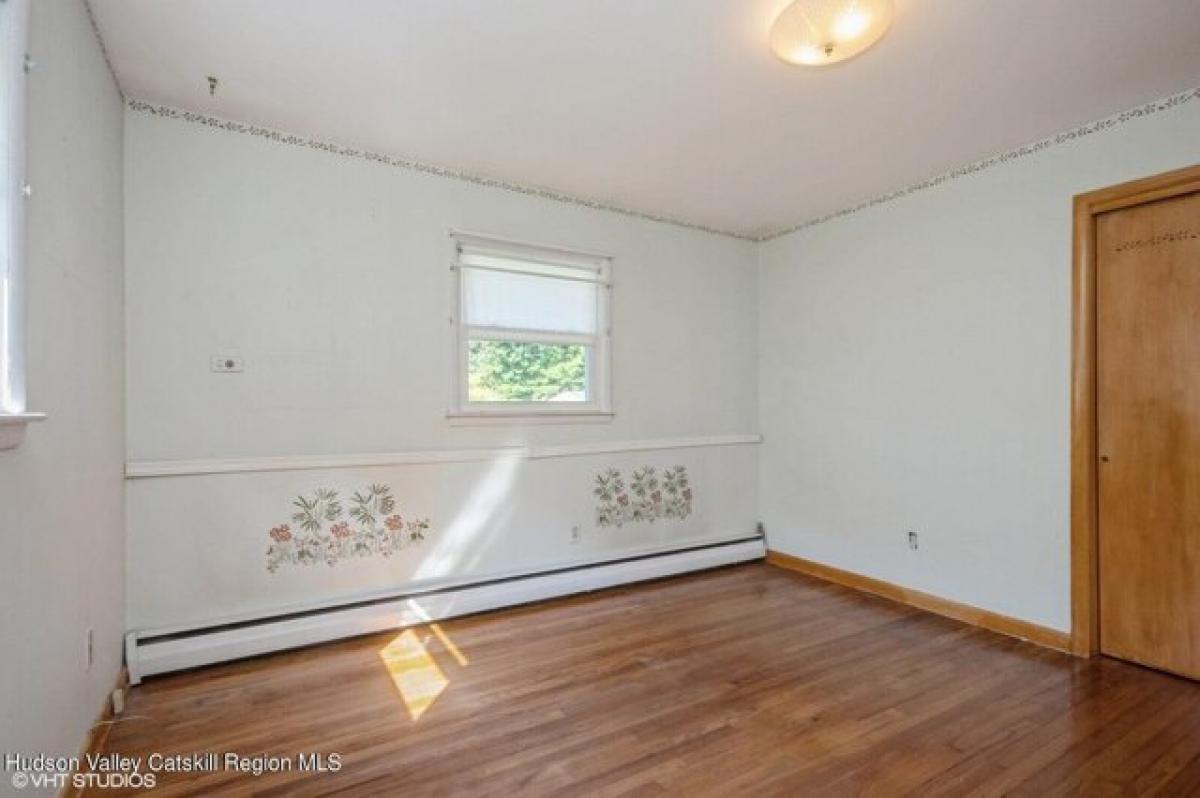 3 bedrooms House in Kingston, USA No. 404878