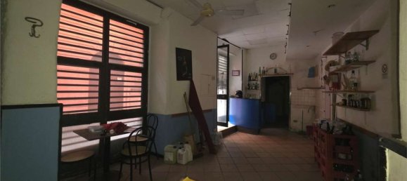 85m² Commercial property in Genoa, Italy No. 42444 3