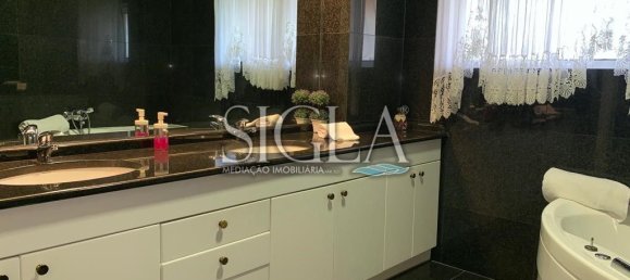 4 bedrooms House in Vila Nova de Gaia, Portugal No. 129524 26