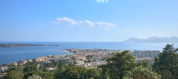 3 bedrooms Apartment in Cannes, France No. 38216 2