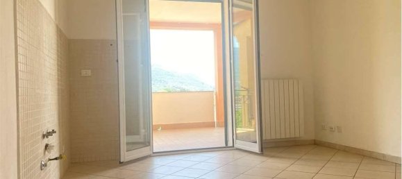 Apartamento de 2 divisões em Albenga, Italy N.º 126667 4