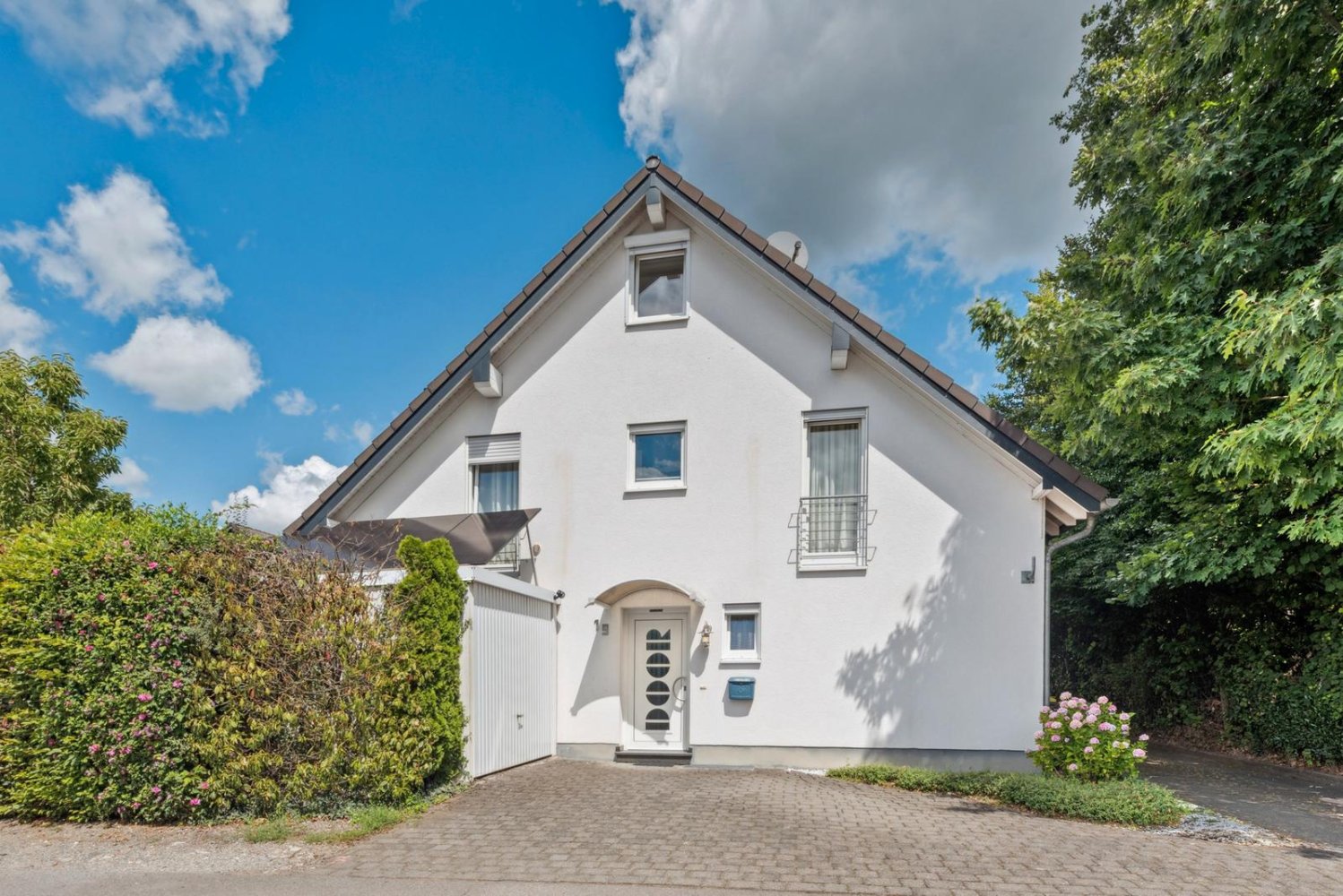 4 chambres Maison de ville à Rhein-Sieg, Germany No. 305003