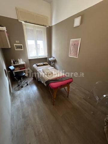 1 room Commercial property in Treviglio, Italy No. 259917