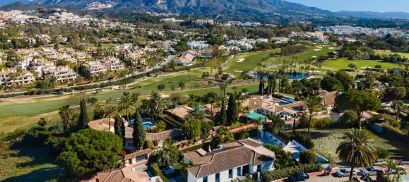 4 bedrooms House in Marbella, Spain No. 30607 33