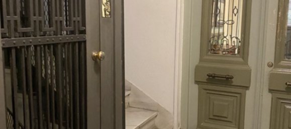 808m² Land in Athens, Greece No. 427 3