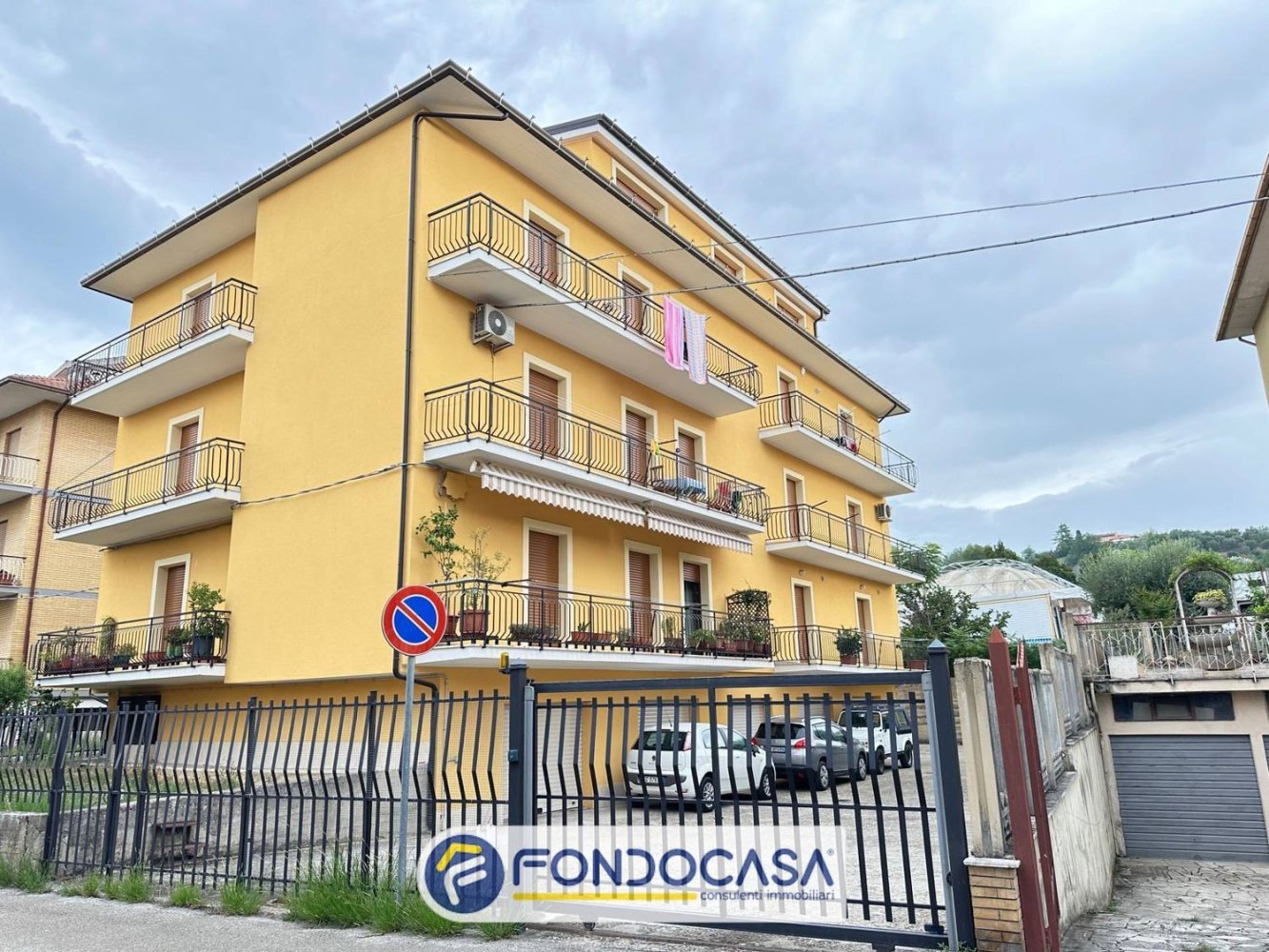 4 bedrooms Apartment in Castel di Lama, Italy No. 362612