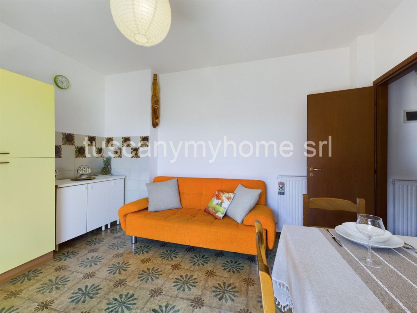 2-salle Appartement à Follonica, Italy No. 124234