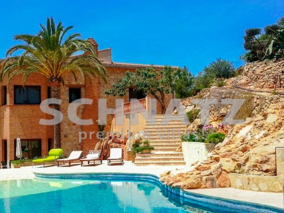 Дом с 4 спальнями в Педрегер, Испания № 185151