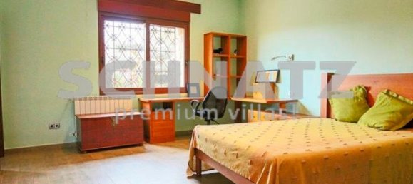 Дом с 4 спальнями в Педрегер, Испания № 185151 39