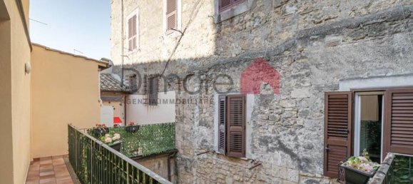 Apartamento de 5 habitaciónes en Tarquinia, Italy No. 172704 9