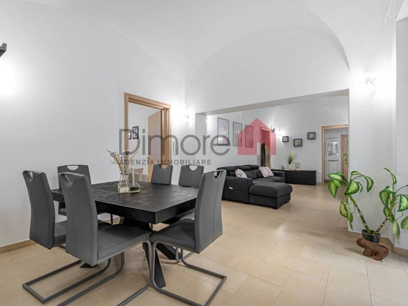 Apartamento de 5 habitaciónes en Tarquinia, Italy No. 172704