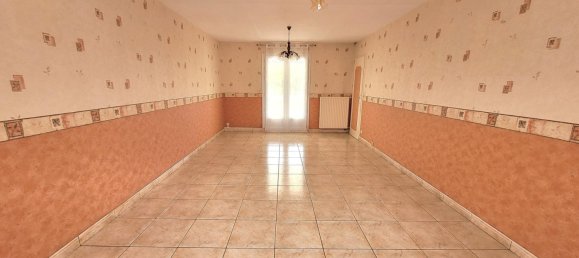 3 bedrooms House in Urvillers, France No. 317761 5