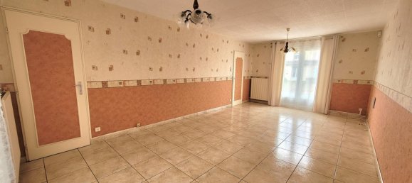 3 bedrooms House in Urvillers, France No. 317761 6