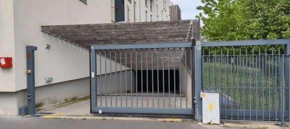  Parking in Villeurbanne, France No. 342659 2