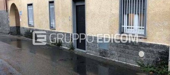 Apartamento de 3 divisões em Busto Arsizio, Italy N.º 1676 6