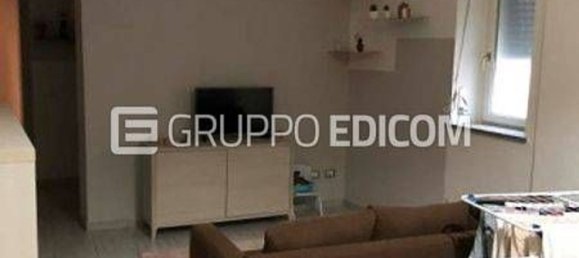 Apartamento de 3 divisões em Busto Arsizio, Italy N.º 1676 4